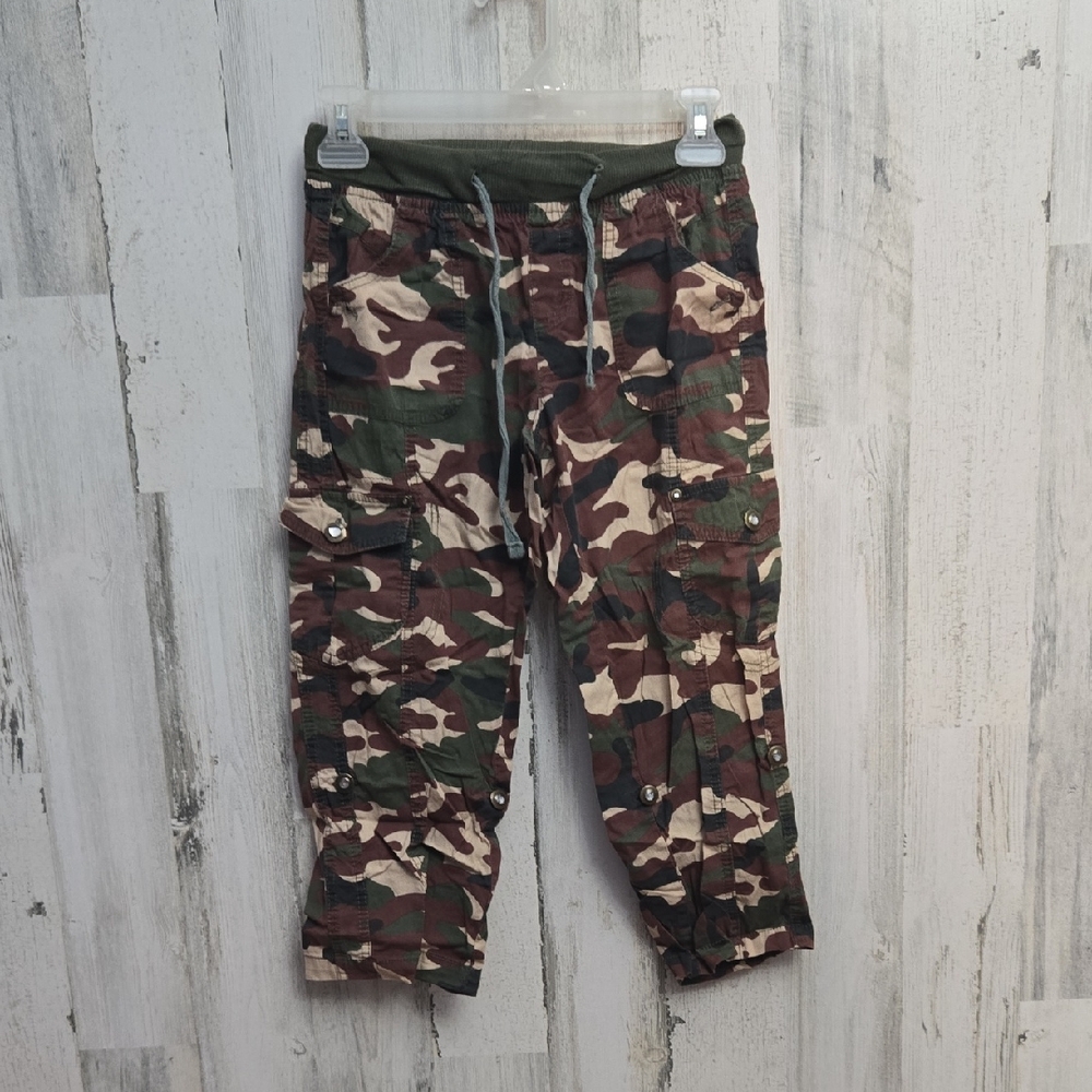 Helium Camo Capris